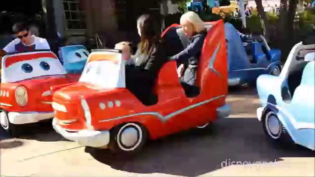 Walt Disney Studios Park (Paris): Cars Quatre Roues Rallye  POV/Clips