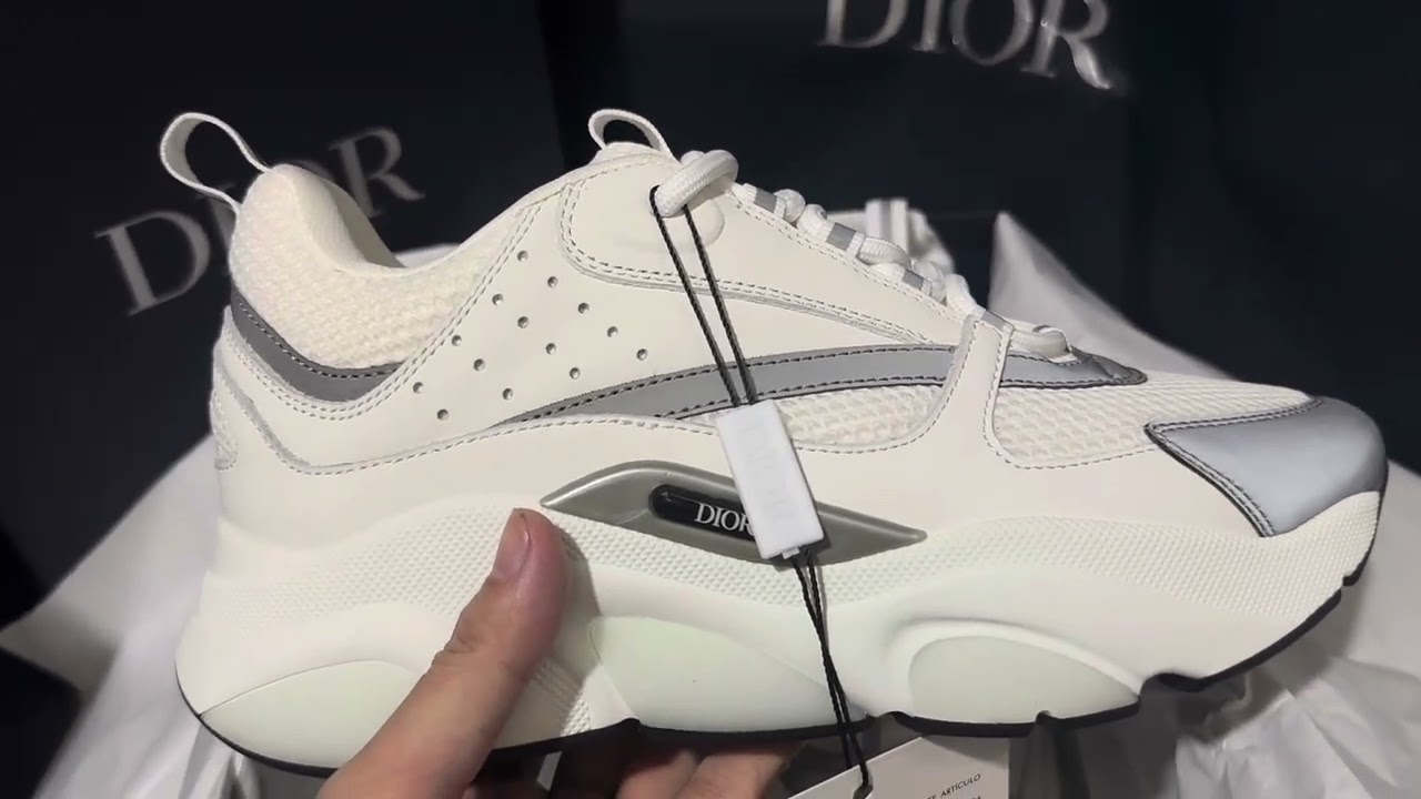 All White B22 Dior Top quality 1:1 A closer Look Fake or Real Super Clone Review