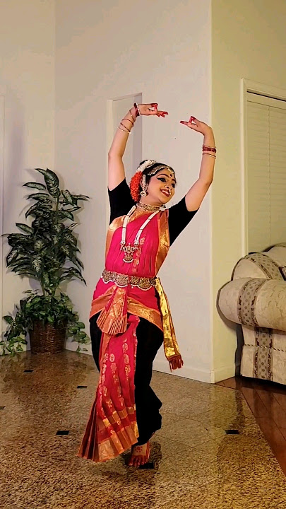 madhuramu kadha 💜 #familystar #kuchipudi #vijaydevarakonda #mrunalthakur #telugu