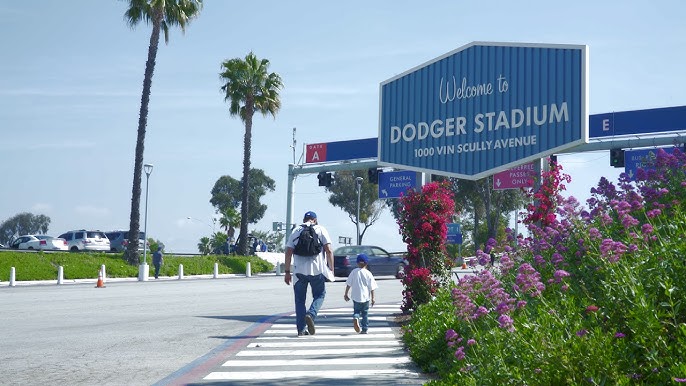 MLB Opening Day Scenes From Dodger Stadium – NBC Los Angeles