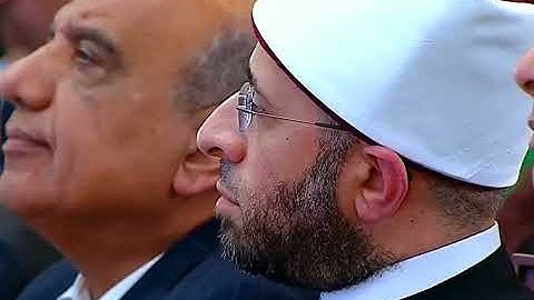 في ختام المسابقة العالمية لحفظ القرآن الكريم تلاوة للشيخ محمود الشحات أنور