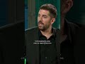 Pepe Viyuela repite su legendario número de la silla | #LaRevuelta 13.04.2026