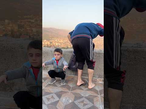 سرقلي الشحاطة وخباها بلكيس