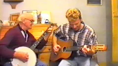 Tom Barriball plays Classic Banjo