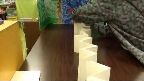 Index Card Bridge Time Lapse