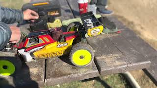 Losi 18 8Ight 4Wd Nitro Buggy Session