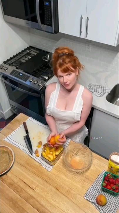 naked apron #satisfying #tiktok #trending #shorts #short #tits #adult #onlyfans