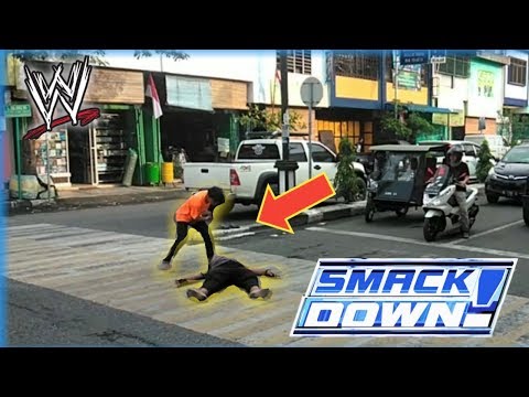 viral!!!-wwe-smackdown-raw-di-lampu-merah-|-prank-indonesia