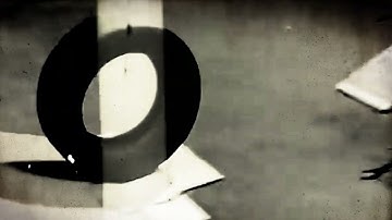 ОКИНО - En Equilibre sur un mur -