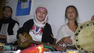 картинка: Народни песни от с. Лъжница - Плачи момче