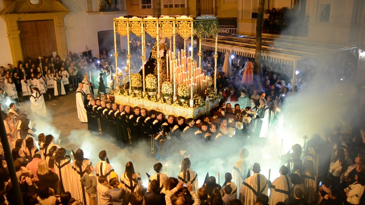 Soledad - Doña Mencía 2017 - Pasan Los Campanilleros (Baile Plazuela)