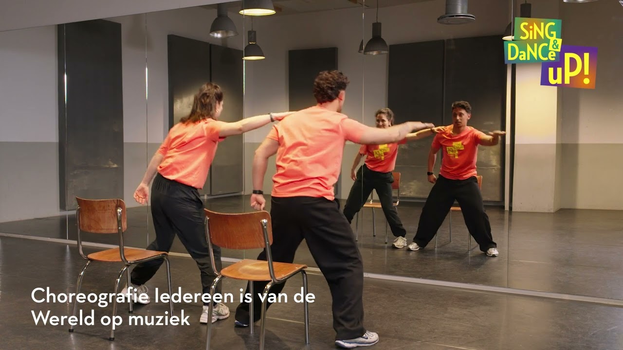 Sing & Dance UP! | 'Iedereen Is Van De Wereld' - Zoë Livaj | Dans door Ymke & Yael