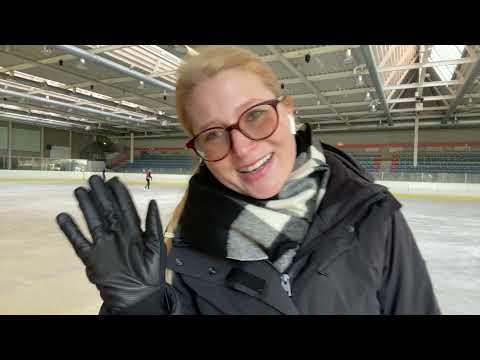 ❄️⛸️❄️ Ice Skating Basics - How to Stop ❄️⛸️❄️