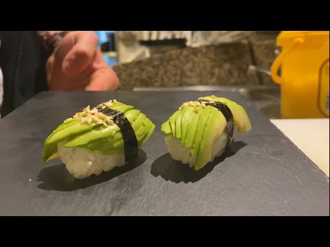 Video: Nigiri Sushi Med Muslinger Og Persille