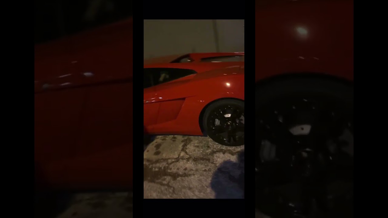 Red Lamborghini Gallardo