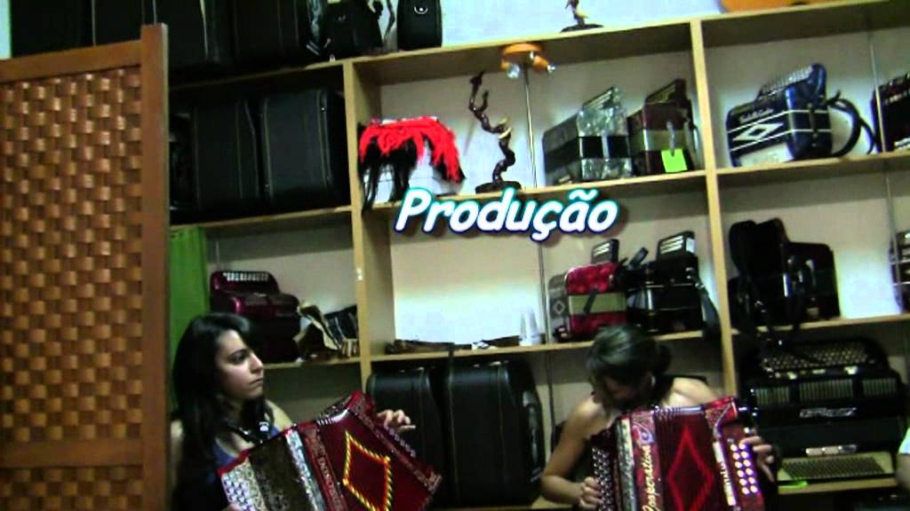 Salgado e alunas Concertinas Pedrosini Ponte da Barca. YouTube