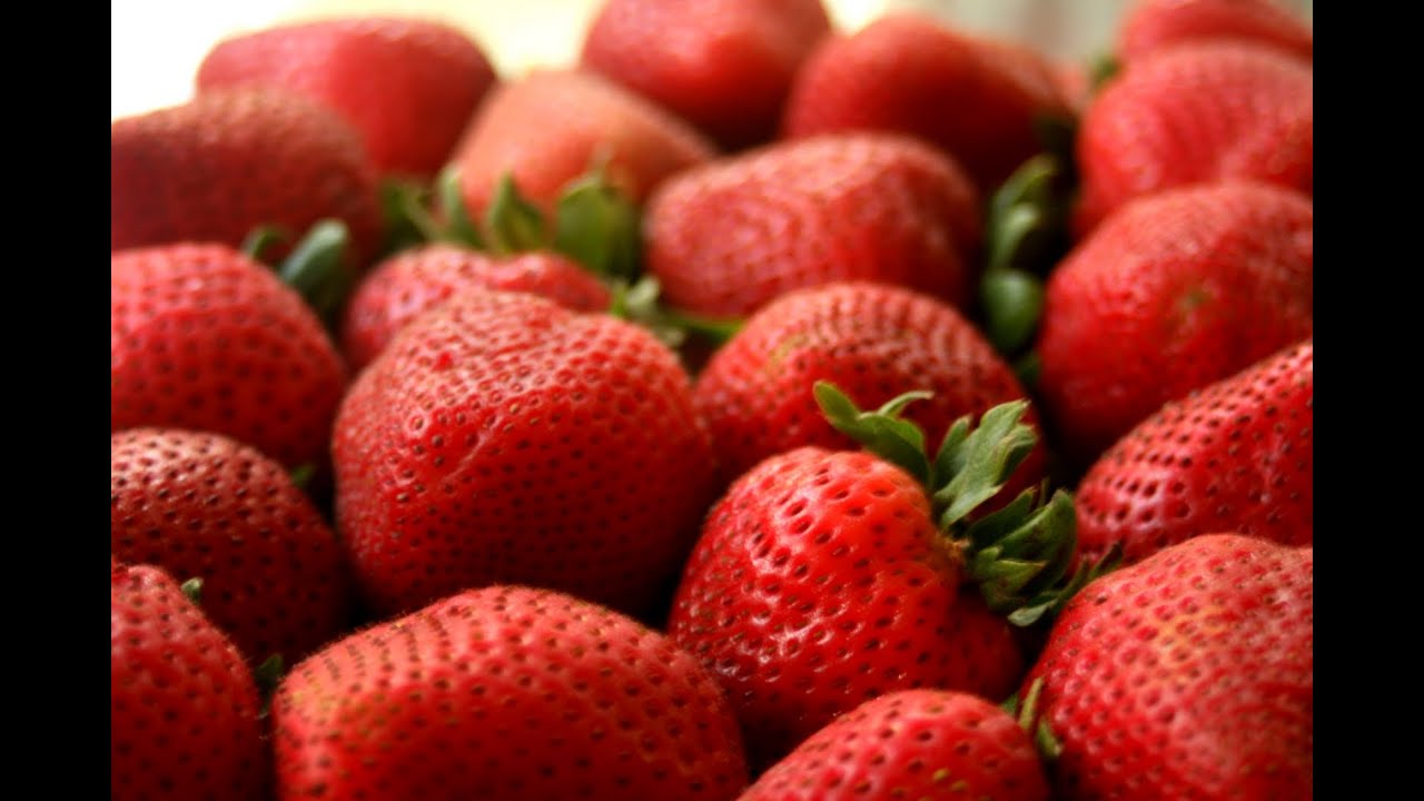 Strawberries Nutrition Facts and Health Benefits YouTube