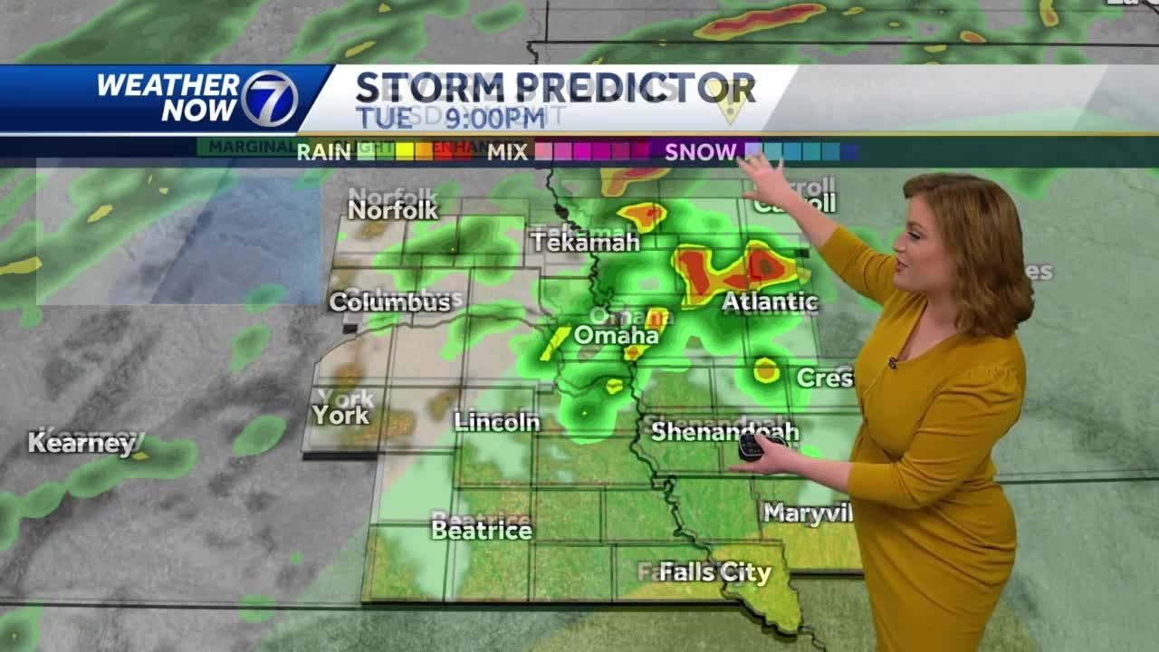 Cool and cloudy Sunday, warmer start to the week - YouTube