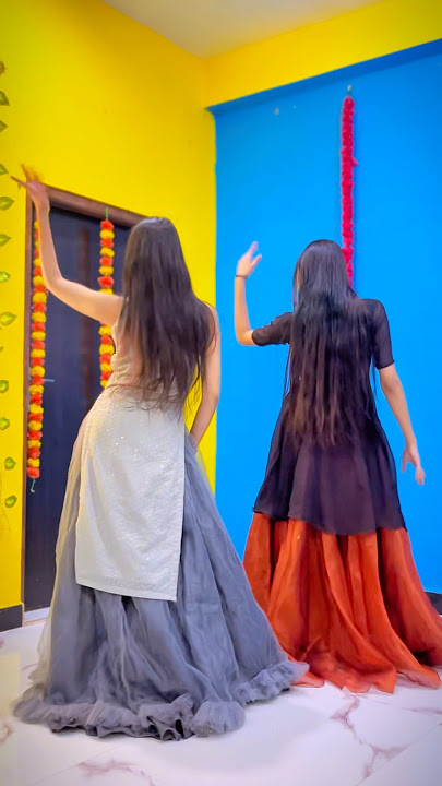 Download lagu Leja re weddding sangeet dance choreography by sisters #yoytubeshorts #weddingdance #viraldance