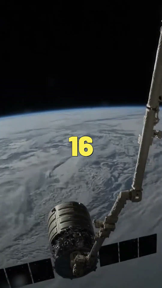 How fast does the international space station travel youtube