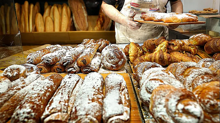 Amazing baker working SOLO from 1:00am! A day in the life of a TRADITIONAL Spanish Bakery