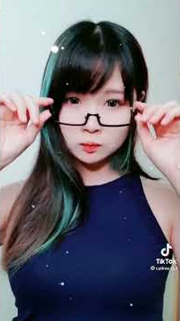 cewek geek fam bikin nambah demeg 🤤🤤🤤