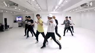 BTS - Mic Drop - Dance practice mirrored (moving ver) Resimi