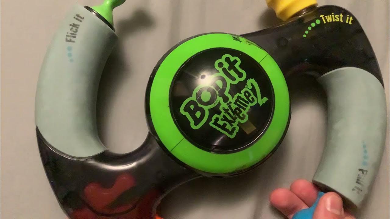 Bop It Extreme 2 on EXTREMELY LOW BATTERIES! (Warning May Cause