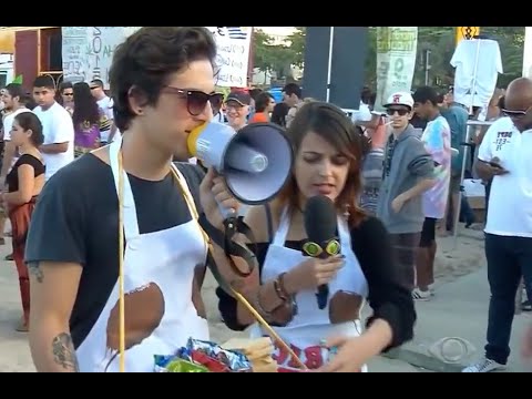 Patrick Maia vendendo doce pra maconheiros.