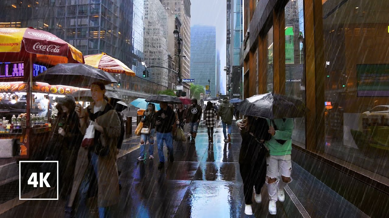 Experience Rainy New York City | Midtown Manhattan 4K - YouTube