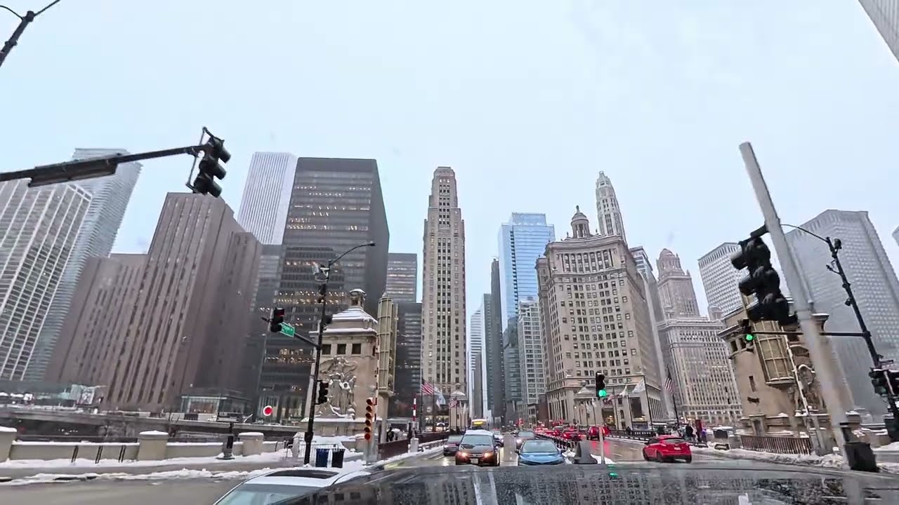 Driving In Downtown Chicago | Scenic City Driving Tour 4K Video