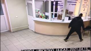 В Люберцах мужик не выдержал медлительности работников Почты России