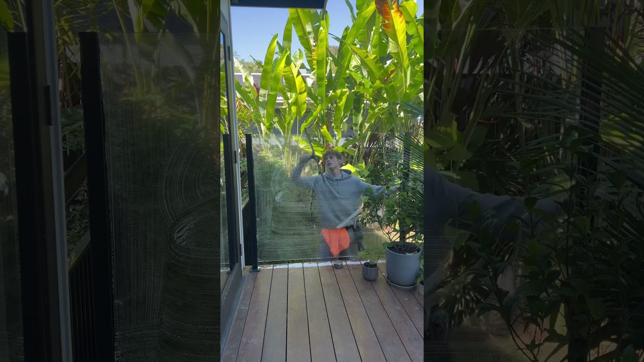 #windowcleaning #satisfyingvideo #cleanwindows #windowcare