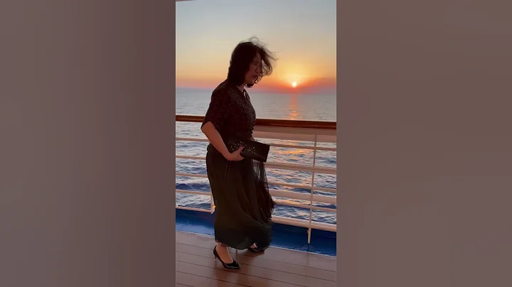 海上日落，美不胜收。夕阳无限好， 何惧近黄昏！ - 天天要闻