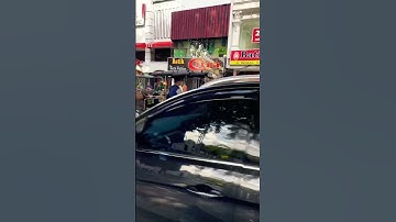 Suasana jalan malioboro siang hari jogja #jogja #jogjakarta #cityvibes #malioboro #yogyakarta