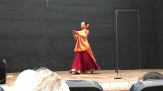 Thumri By Drishti Student Of Nritya Sarjan Kathak Academy