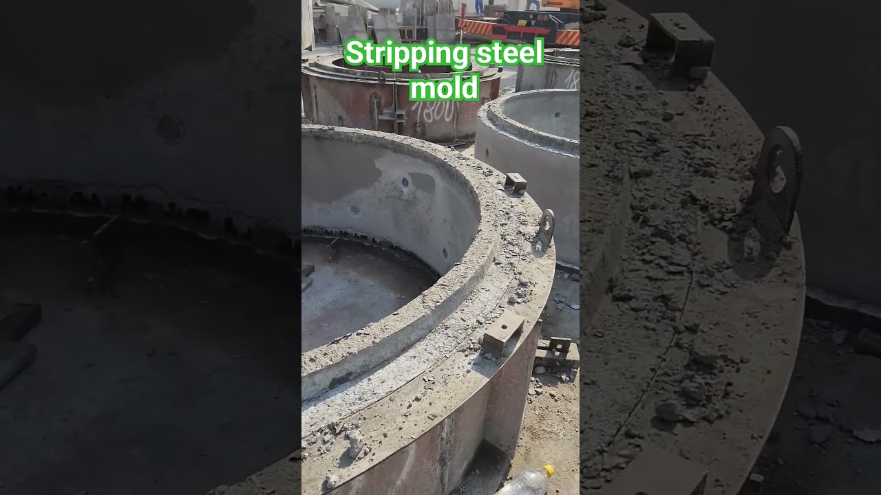 Stripping steel mold for manholes . 