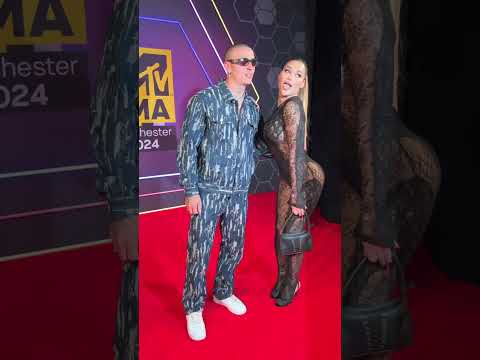 #frenchieshore stars Quryel & Tristan have arrived to the EMA’s red carpet 🔥🔥