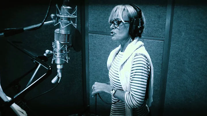 Tracie Bennett sings Whatever Time I Have from Mrs...