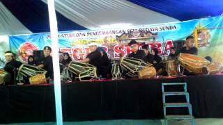 Rampak gendang Geger Setra STKIP Muhammadiyah Kuningan