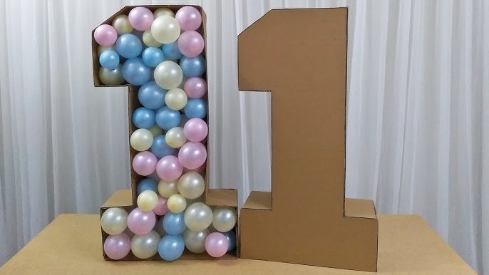 Cómo hacer un número con cartón y globos 