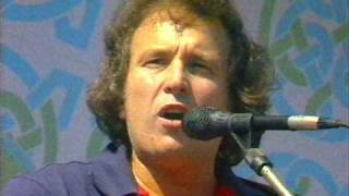 Don McLean - When Love Begins chords