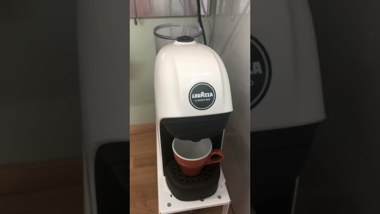 My morning coffee routine  Lavazza Tiny Coffee Machine with A Modo Mio  Capsules Tutorial 