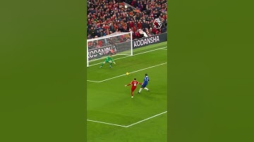 Darwin Nunez hits woodwork FOUR times in one match! 😱