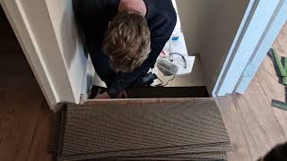 Rails plaatsen, trap stofferen 