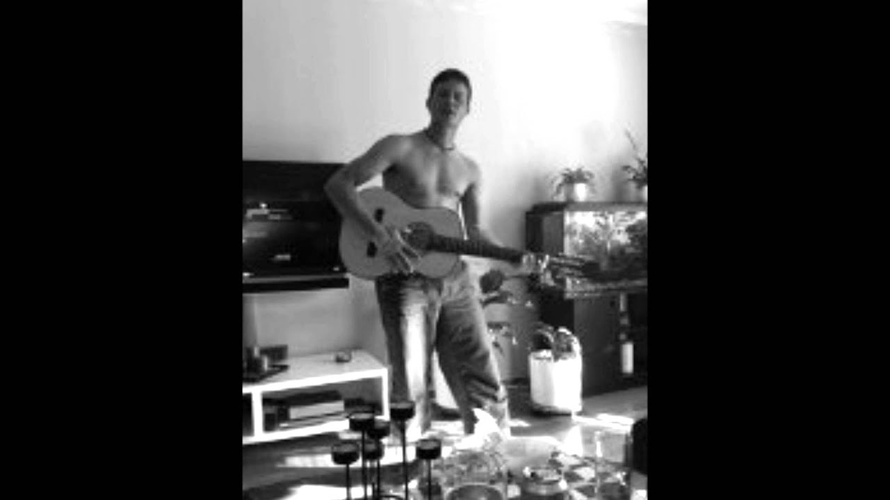 Mikael Dyngan slår till