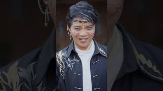 Gadis saksikan ibu dibunuh, latihan keras, bangkitkan kekuatan ilahi, balas dendam pada pelaku.