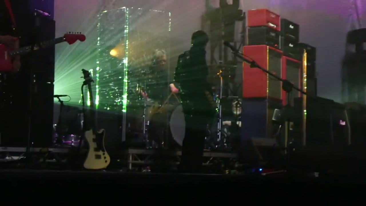 My Bloody Valentine - cigarette in your bed live in London @ OVO Arena 25.11.2025