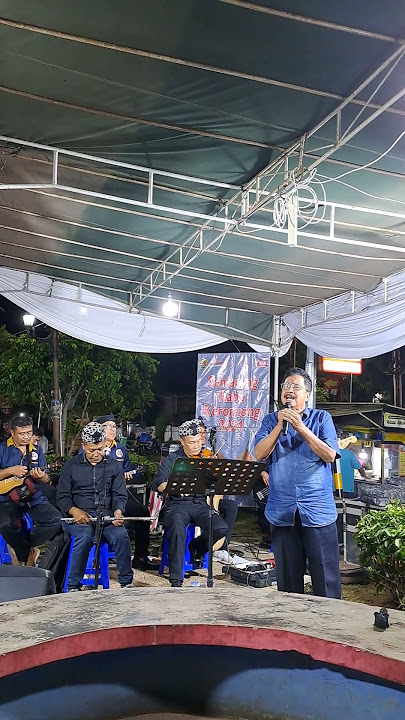 Download lagu Lagu barat versi keroncong