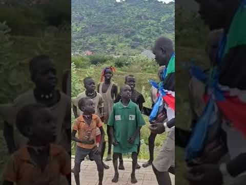 Dinka Children Dancing Deregel 